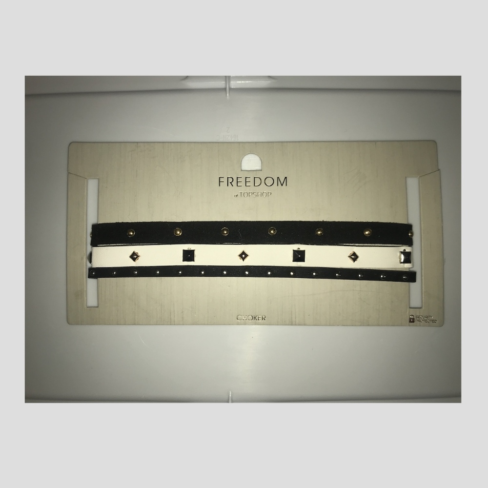Three-Part Freedom Collection Choker